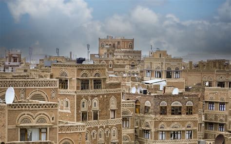 Download wallpaper 2560x1600 buildings, architecture, houses, windows ...