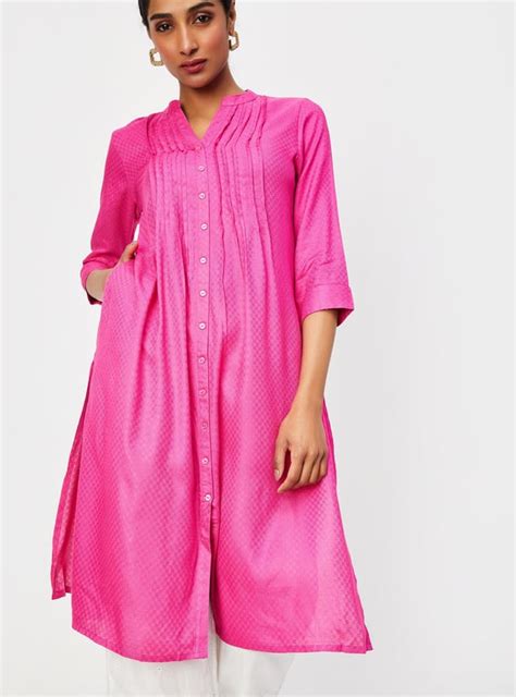 Buy Women Embroidered Regular Fit Kurta Online at just Rs. 599.0 ...
