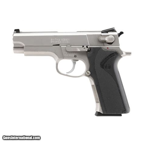 "Smith & Wesson 4006 .40 Cal (PR56373)"