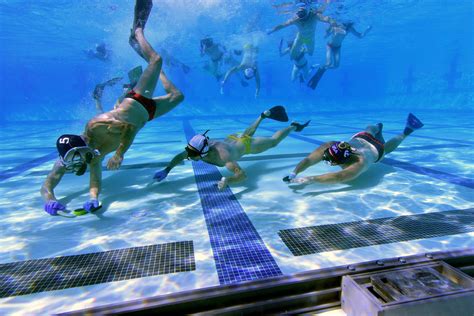 How Underwater Hockey Is Shaping Big-Wave Training
