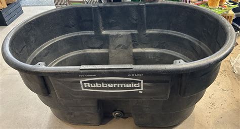 Rubbermaid 100 Gallon Stock Tank With Heater 0297-16rubbermaid100galtank25B