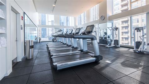 500 North Lake Shore Drive - Luxury Apartments & Rentals in Chicago ...