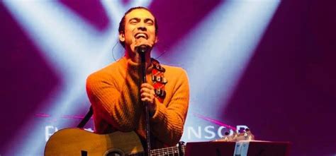 Why Does This Guy Appear In So Many Of Jubin Nautiyal’s Songs On Love ...