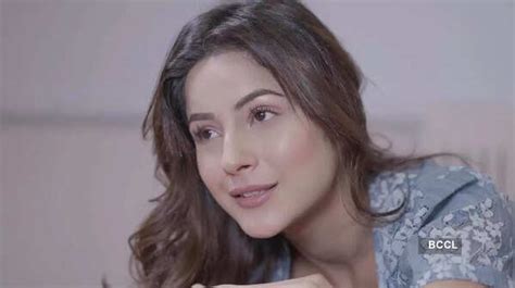 Shehnaaz Gill Weight Loss: From turmeric water to ghee-roasted makhana ...