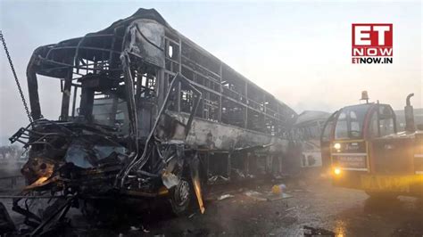 Delhi-Agra Expressway accident today: 7 buses, 3 cars catch fire after ...