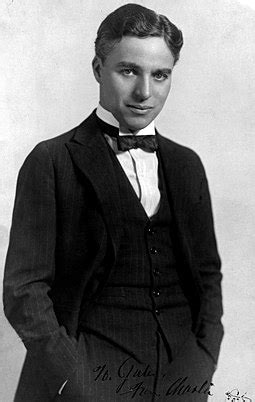Charlie Chaplin — Wikipédia
