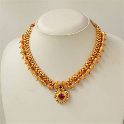 Base Thushee handcrafted Necklace – Zivar Creations