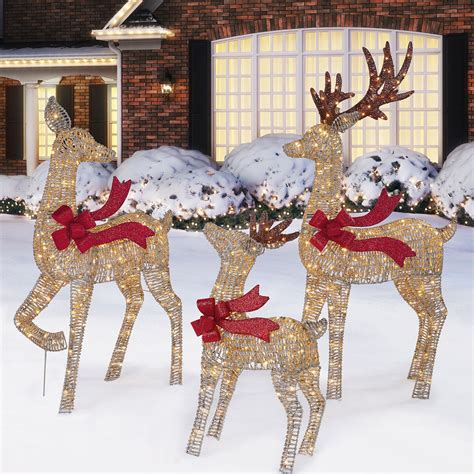 Outdoor Reindeer Family Decorations at Billy Mcmanus blog