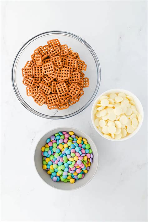 Flower Pretzel Bites