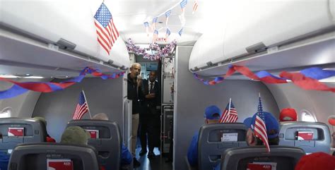 Obama Surprises Veterans