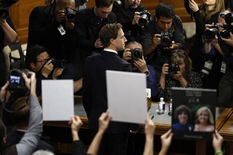 Mark Zuckerberg’s Courtroom Reckoning