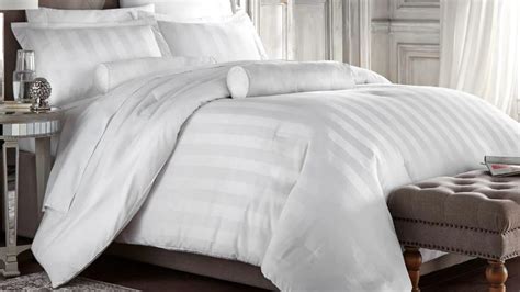 The Ultimate Guide to Hotel Bed Linen Fabrics - DERBAL