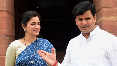 Politician couple Navneet, Ravi Rana seek discharge in case over ruckus ...