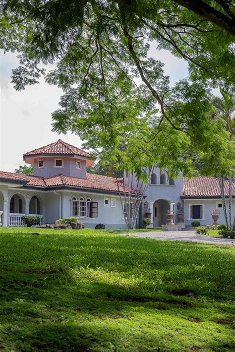 Photo 20 of 49 in Resort Style Homestead by 2Costa Rica Real Estate - Dwell