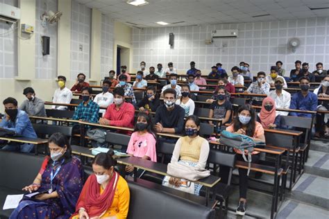 International School of Management Campus: Photos, Virtual Tour