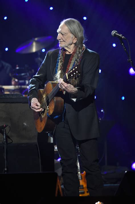 20 Photos of Young Willie Nelson - Willie Nelson Pictures Through the Years