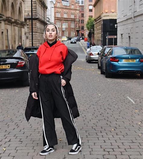 9 Style Baju Menggunakan Hoodie Bikin Kece! — Teletype