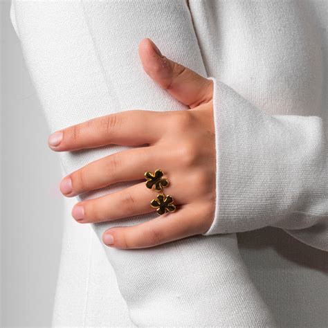 Mini Flora Ring – Equiivalence
