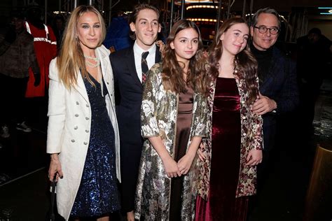 Sarah Jessica Parker, Matthew Broderick and kids celebrate 'Some Like ...