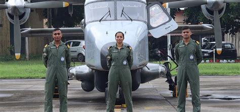 SubLieutenant Shivangi Becomes The First Woman Pilot In The Indian Navy
