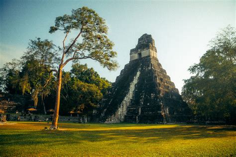Tikal Guatemala: Best Tips for Visiting the Mayan Ruins