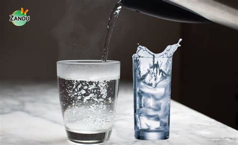 Hot Water & Cold Water Benefits in Ayurveda (Uses & Effects)