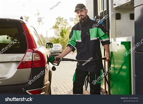 17 Gas Station Employees Serious Royalty-Free Images, Stock Photos & Pictures | Shutterstock