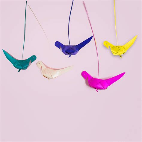 Buy Traditional Handfolded Palm Leaf Bird Decor - Set Of 5 Online On Zwende