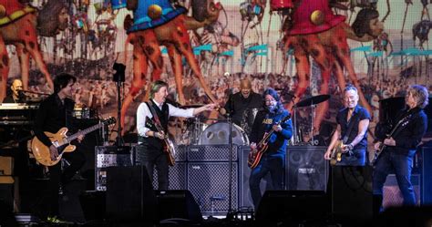 Dave Grohl & Bruce Springsteen Join Paul McCartney At Glastonbury