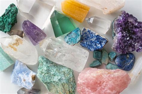 Top 5 Crystals for Attracting Wealth & Abundance – Dr. Neeti Kaushik's Shop