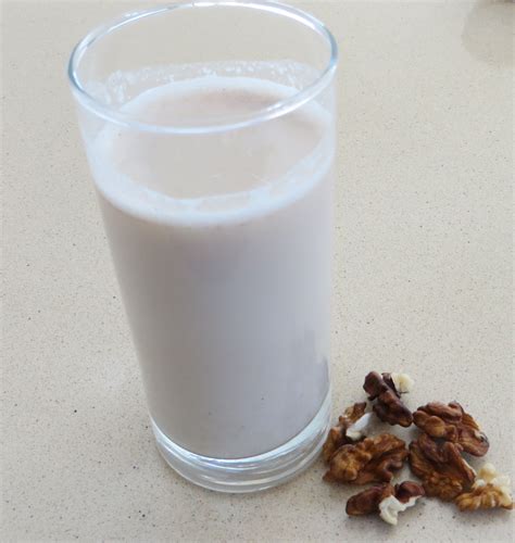Walnut milk