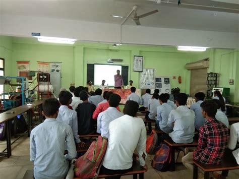 S. E. S. Polytechnic, Solapur