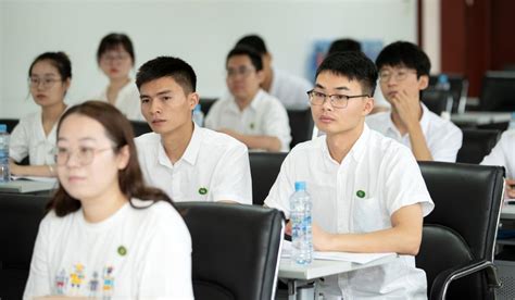 我所2012年新职工入职培训顺利举行----中国科学院青藏高原研究所