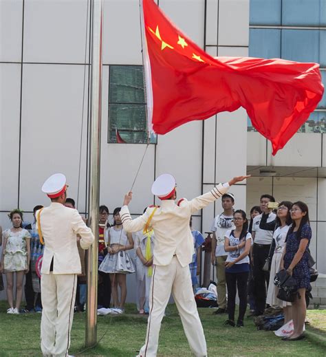 在南宁沛鸿民族中学上学是什么感受？ - 知乎