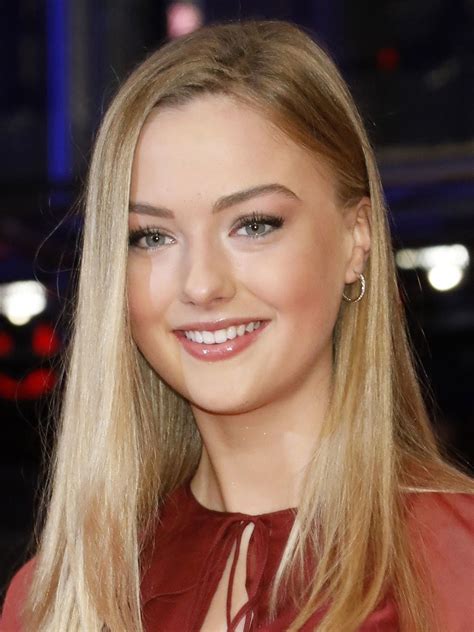 Lilly Krug Pictures | Rotten Tomatoes