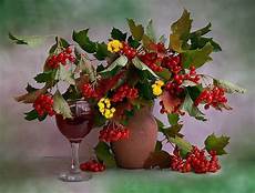 22 Colorful Fall Flower Arrangements Autumn Table Centerpieces by 22 Colorful Fall Flower Arrangements And Autumn Table 22 Colorful Fall Flower Arrangements Autumn Table Centerpieces