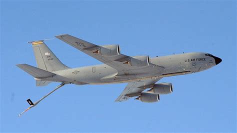 All 6 crew dead after US refueling aircraft Boeing KC-135 Stratotanker ...