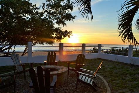 NICA VIDA SURF LODGE (Las Salinas) - Specialty Inn Reviews & Photos ...
