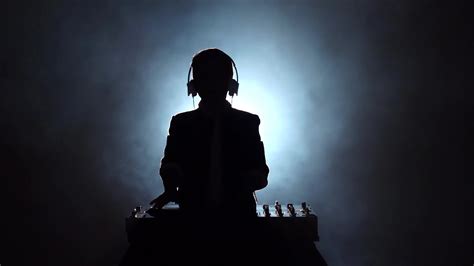 Dj Silhouette