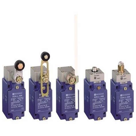 Limit Switch - Schneider ZCK-J1D Electric Limit Switch Trader ...