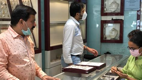 Jewellery industry in coronavirus-ravaged Mumbai stares at uncertain ...