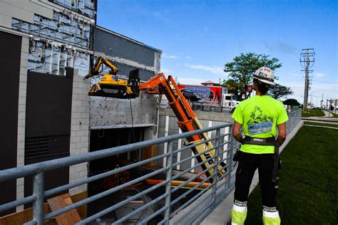 Demolition Equipment 的图像结果