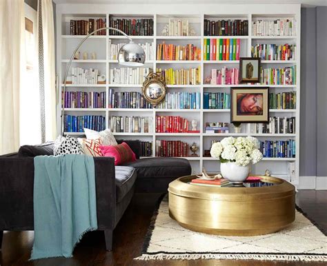 18 Effortless Ways to Style Bookshelf Decor