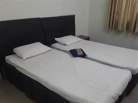 GUEST HOUSE AND ROOMS STAY AS LIKE HOME - Guest House In Mogappair East ...