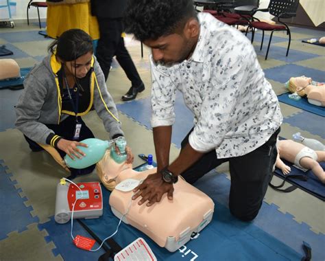 ACLS Course 的图像结果