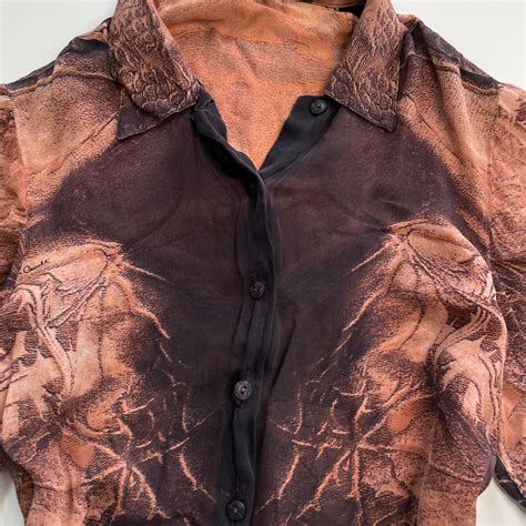 Sheer Shirt-Bust 38 – Outdated