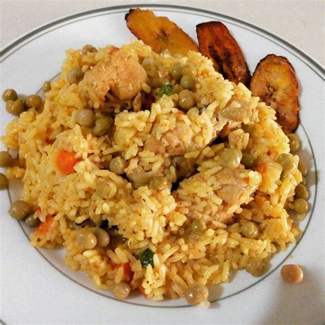 Arroz con Pollo Venezolano - Una explosión de sabores