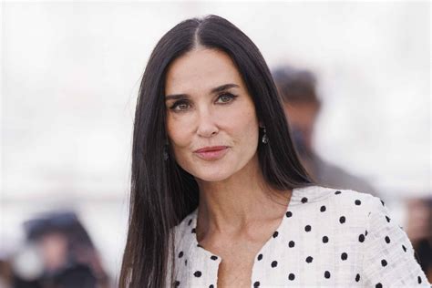 Demi Moore flaunts full frontal nudity in 'The Substance’