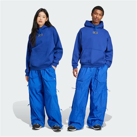 Clothing - adidas x MOON BOOT Parachute Pants - Blue | adidas Kuwait