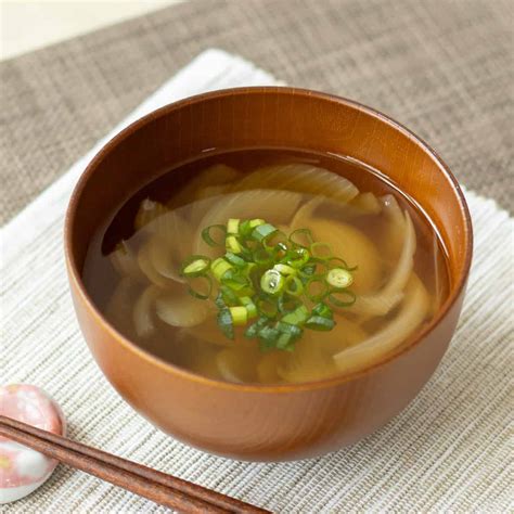 Japanese Onion Soup - Umami Pot